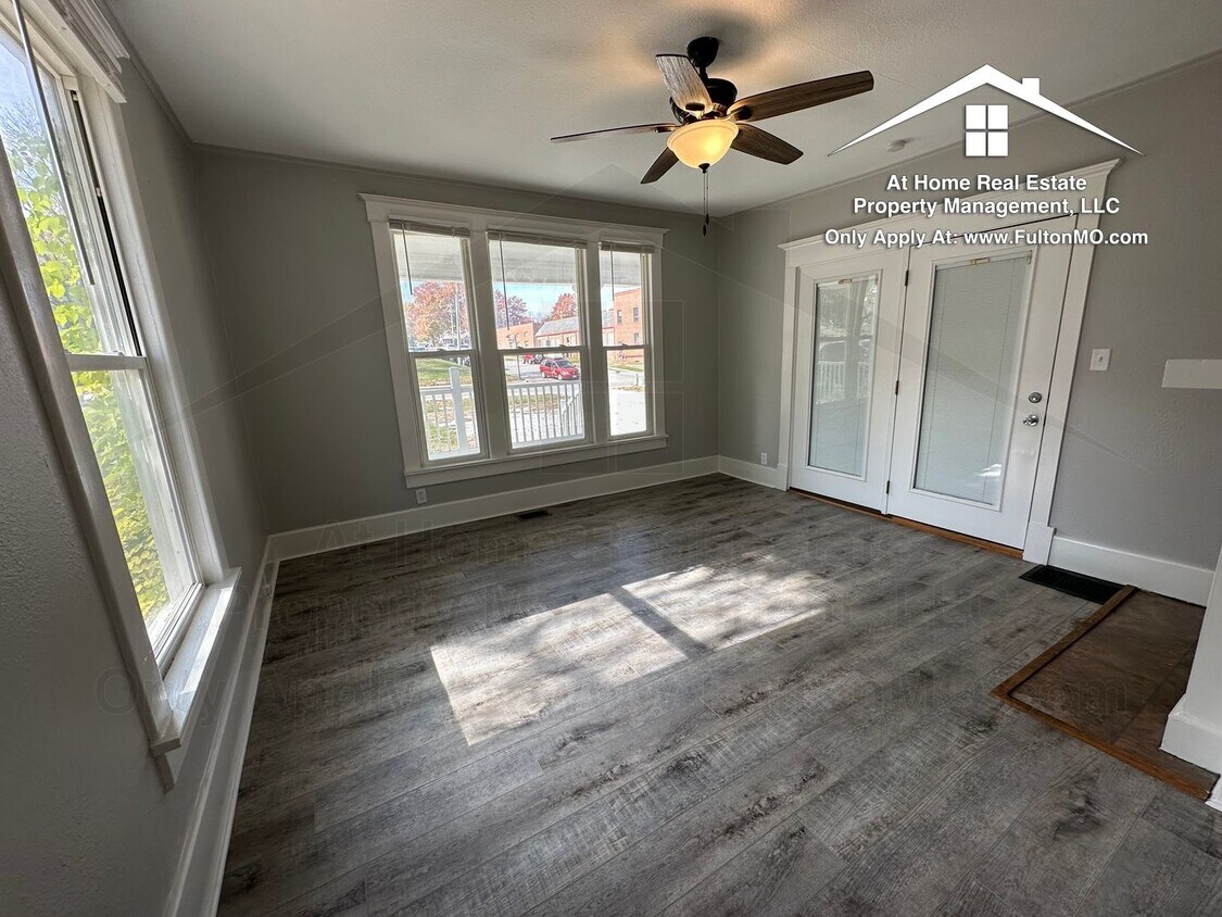 Foto principal - 1016 N Bluff St