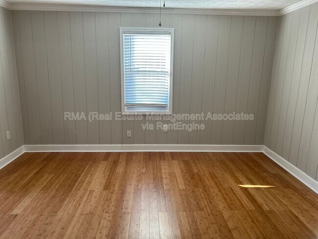 Building Photo - 3806 High Falls Rd