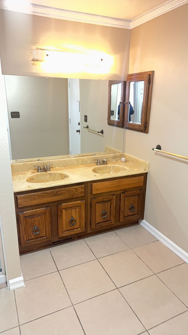 Foto del edificio - Cozy 1 Master bedroom 1 bath