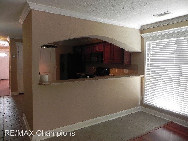 Building Photo - 21 Arbor Cove Dr