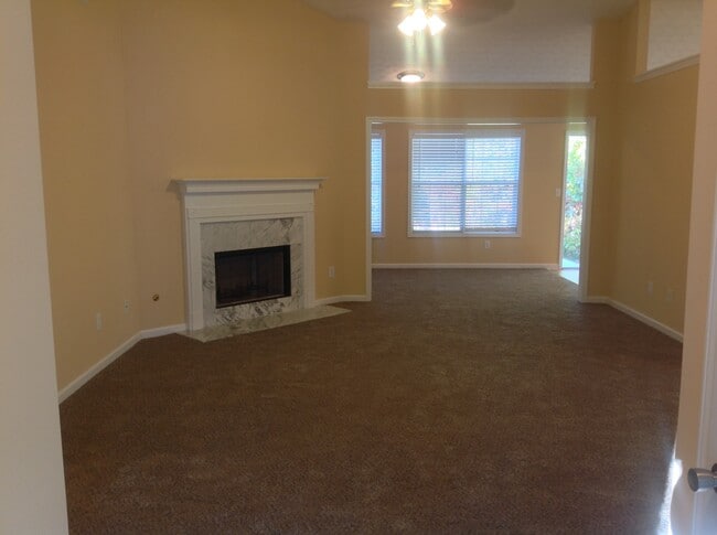 Photo - Inviting *Spacious* 4 Bedroom *One Level Beauty*!(Updated Pictures Coming Soon) House