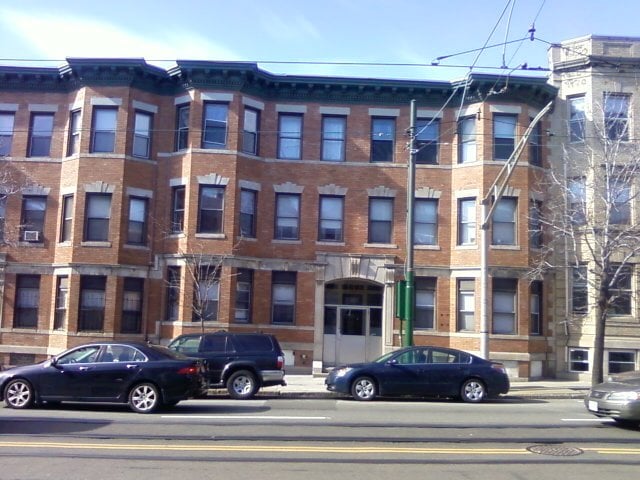 Building Photo - 884 Huntington Ave