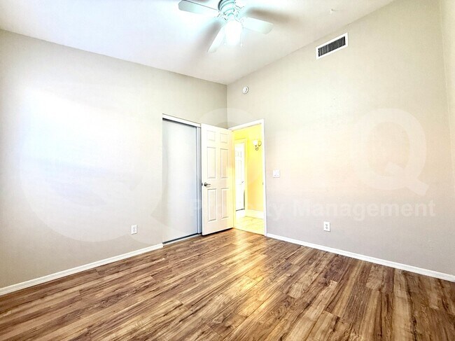Foto del edificio - 1666 W Gunstock Loop