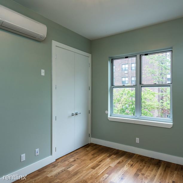 Foto del edificio - 834 Quincy St