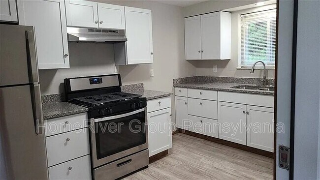 Foto del edificio - 215 Boston Hollow Rd