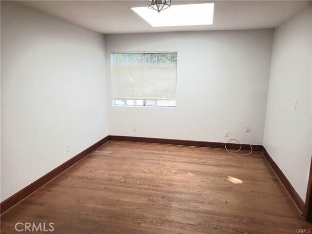 Foto del edificio - 148 W Highland Ave