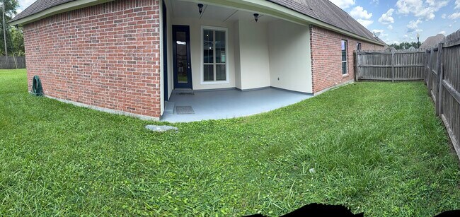 Foto del edificio - 24038 Spanish Oak Ave