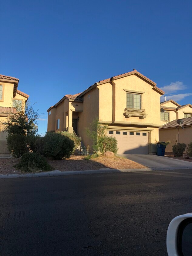 3444 Lonesome Drum St, North Las Vegas, NV 89032 House Rental in