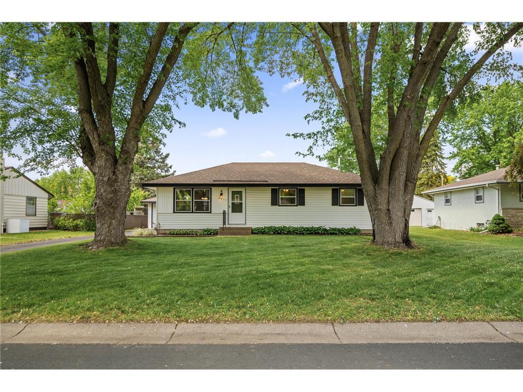 Foto principal - 9457 Saratoga Ln N