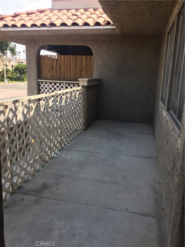 Foto del edificio - 17011 Sims Lane