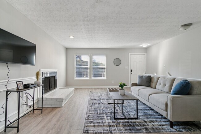 Foto del edificio - 7 7 Pines Ct NW