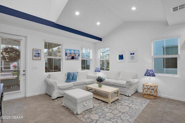 Foto del edificio - 317 Pop Top Ln