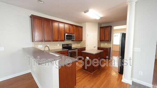 Building Photo - 614 Redford Pl Dr