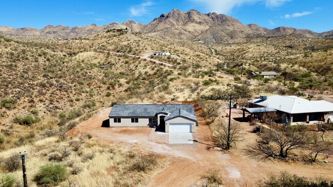 Building Photo - 1563 Ovalo Ct