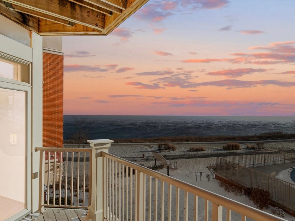 Foto principal - 4110 S Lake Dr