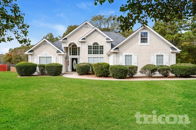 Building Photo - 51 Pates Lake Dr