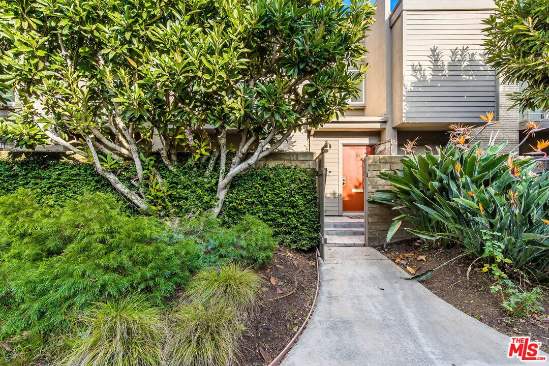 Foto principal - 31 Village Pkwy