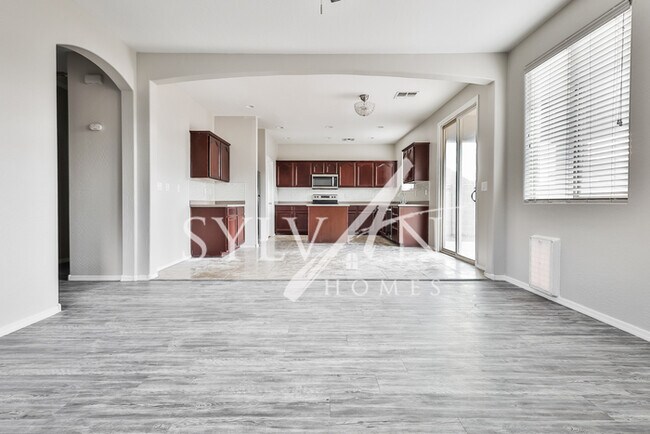 Foto del edificio - Charming 4BR 3BA Home for You