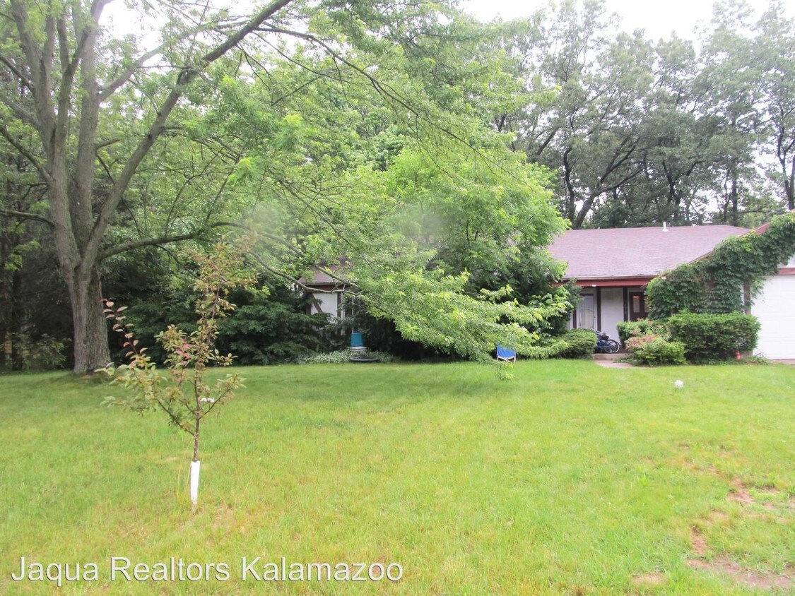 Primary Photo - 3 br, 1.5 bath House - 4878 Norfolk Circle