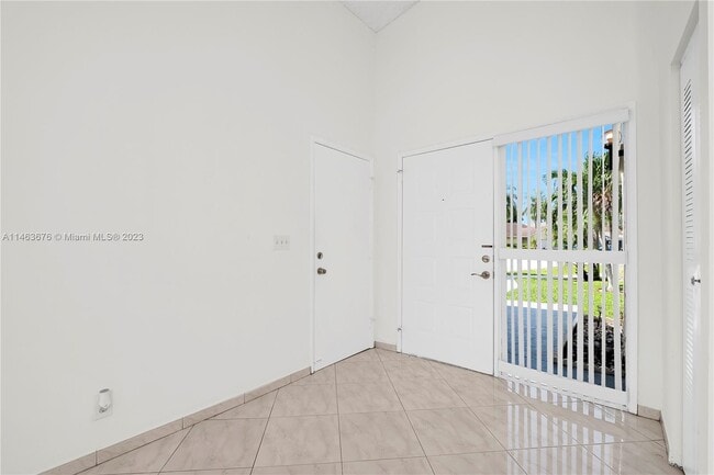 Building Photo - 3104 NW 109th Ave
