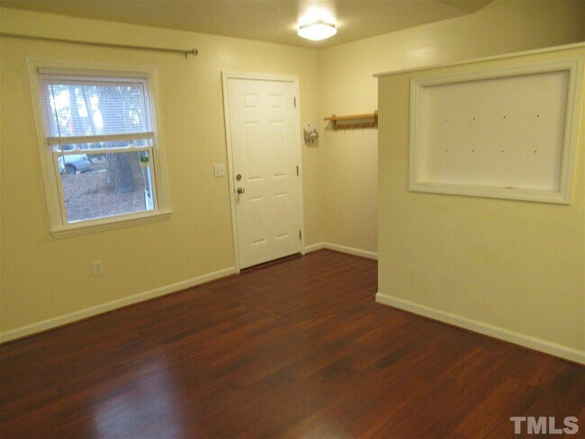Building Photo - 107 Cooper Glen Pl