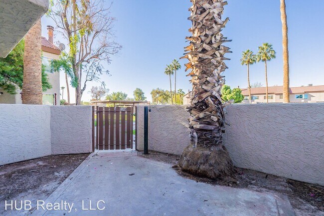 Building Photo - 3 br, 2 bath House - 2040 S Longmore Unit 38