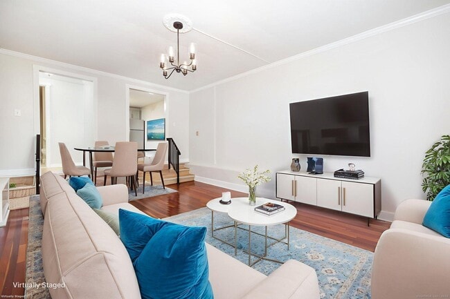 Foto del edificio - 949 Pleasant Valley Rd