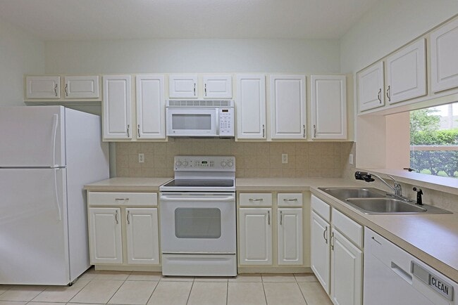 Building Photo - 10086 Spyglass Hill Ln