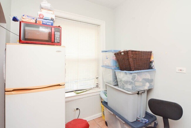 Foto del edificio - 1712 W Estes Ave