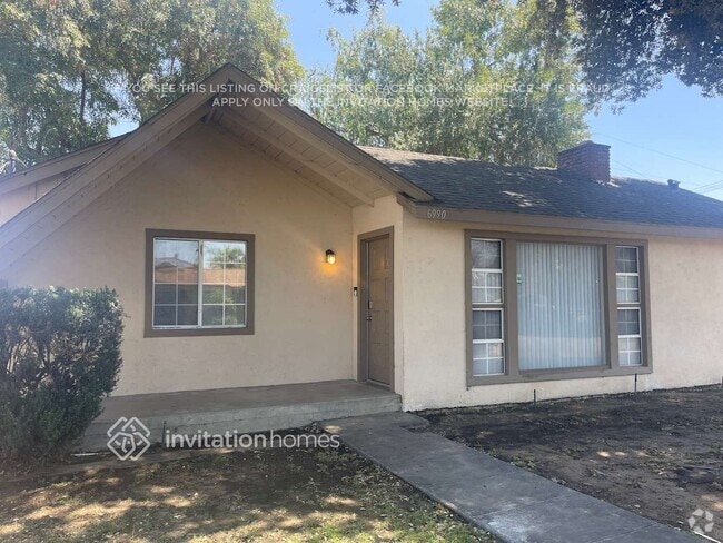 Building Photo - 6990 Malibu Dr