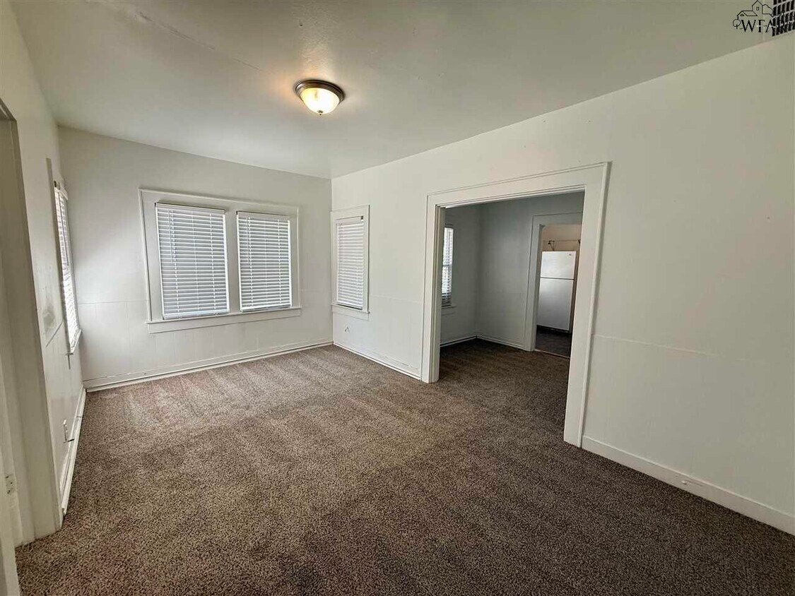 Primary Photo - 3006 Ave K
