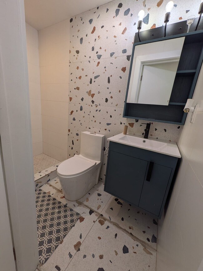 Foto del edificio - 28 E 47th St