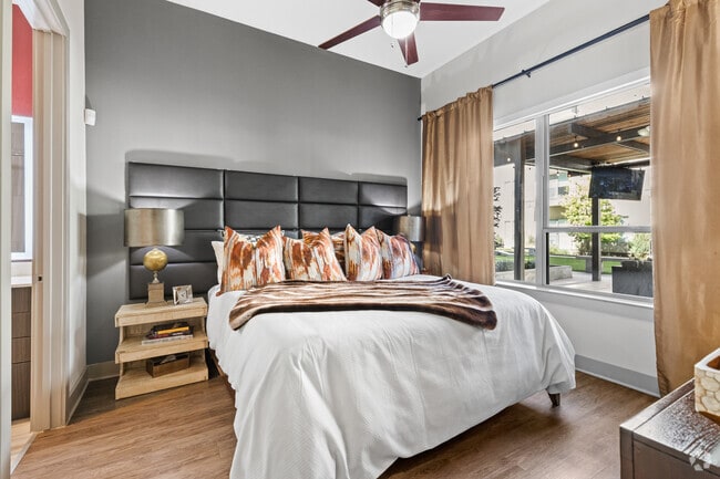 1BR, 1BA - 745SF - Bedroom - Evoke