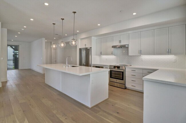 Building Photo - Brand New Single Family Home