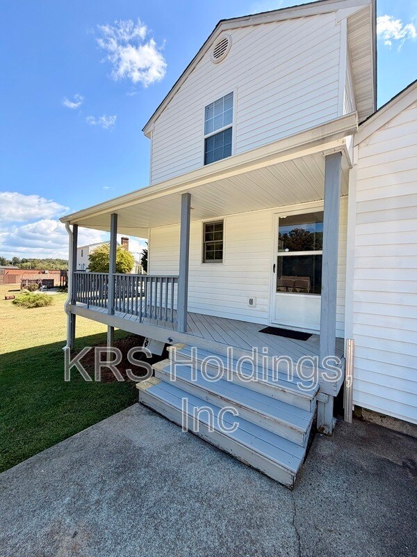 Foto del edificio - 3415 Thomas Jefferson Rd