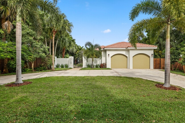 Foto del edificio - 1107 Periwinkle Ln