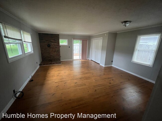 Building Photo - 3 br, 2 bath House - 1120 Witt Road