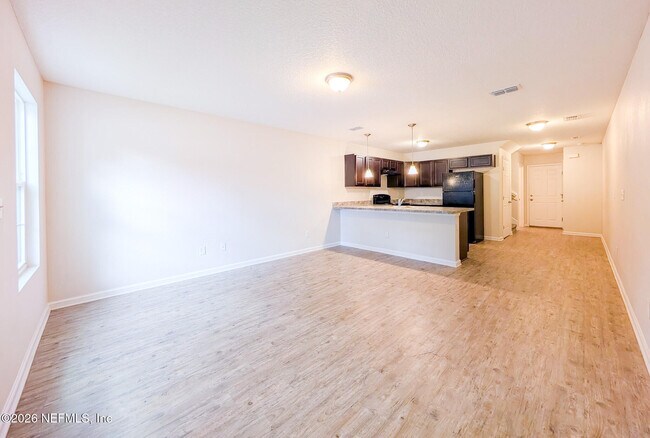 Foto del edificio - 8441 McGirts Village Ln