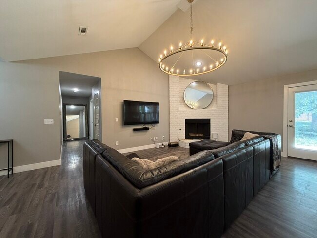 Foto del edificio - 1314 N Fieldstone Ave