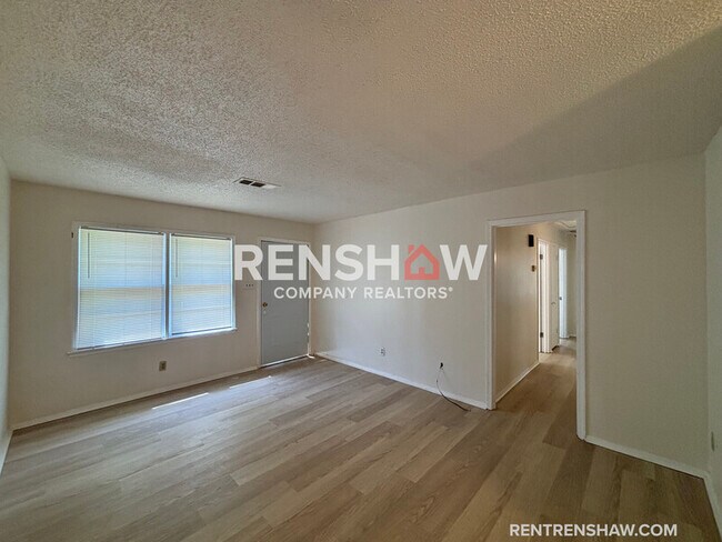 Foto del edificio - 3576 Debby Dr