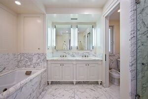 Foto del edificio - 325 E 53rd St