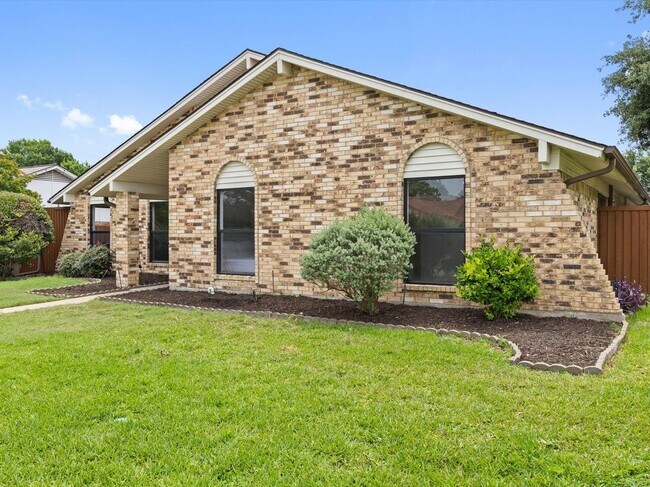 Foto del edificio - 3404 Newkirk Dr