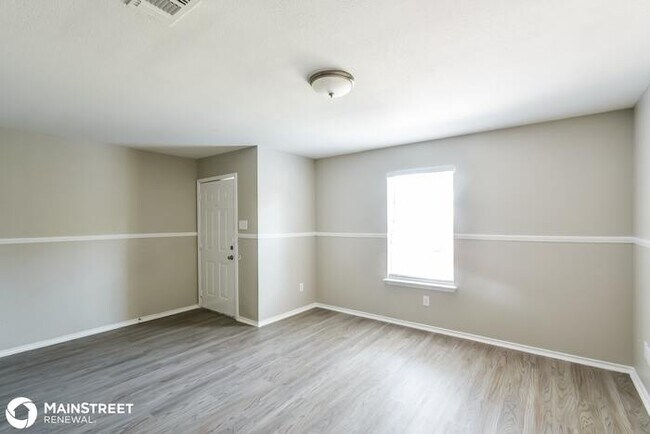 Building Photo - 9216 Balboa Port Dr, San Antonio, TX 78242