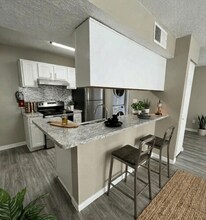 Interior Photo - Vista Del Sol Apartments