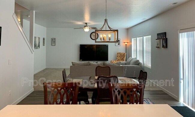 Building Photo - 4353 W Spring House Dr
