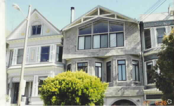 Building Photo - 650 Waller St