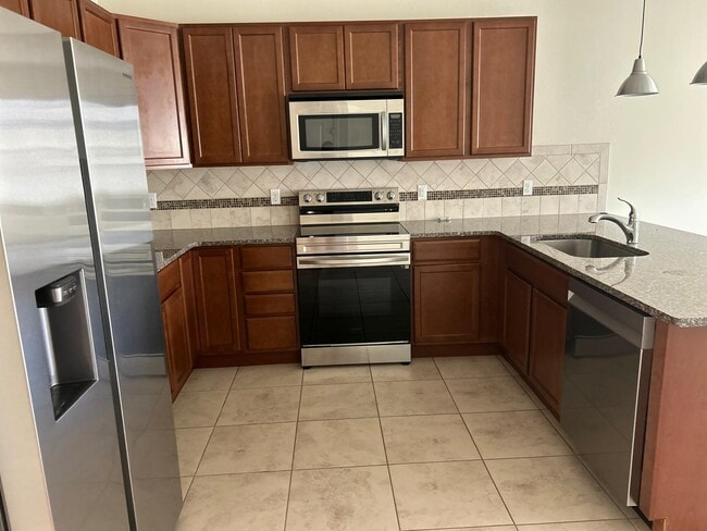 Building Photo - 5098 Caspian St