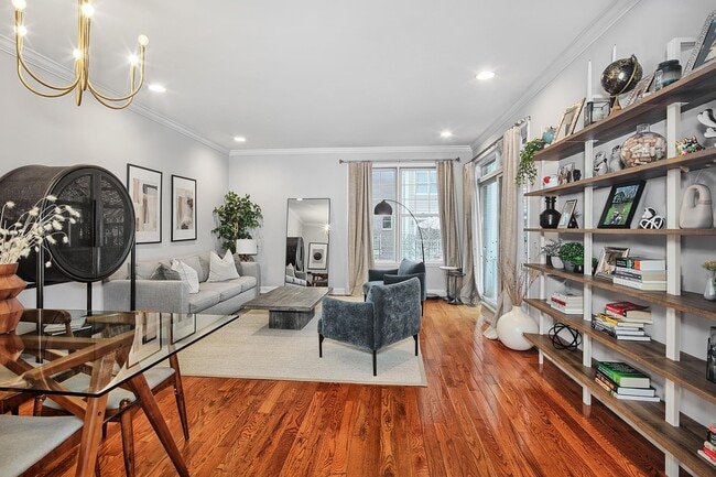 Foto del edificio - 454 Albany Ct