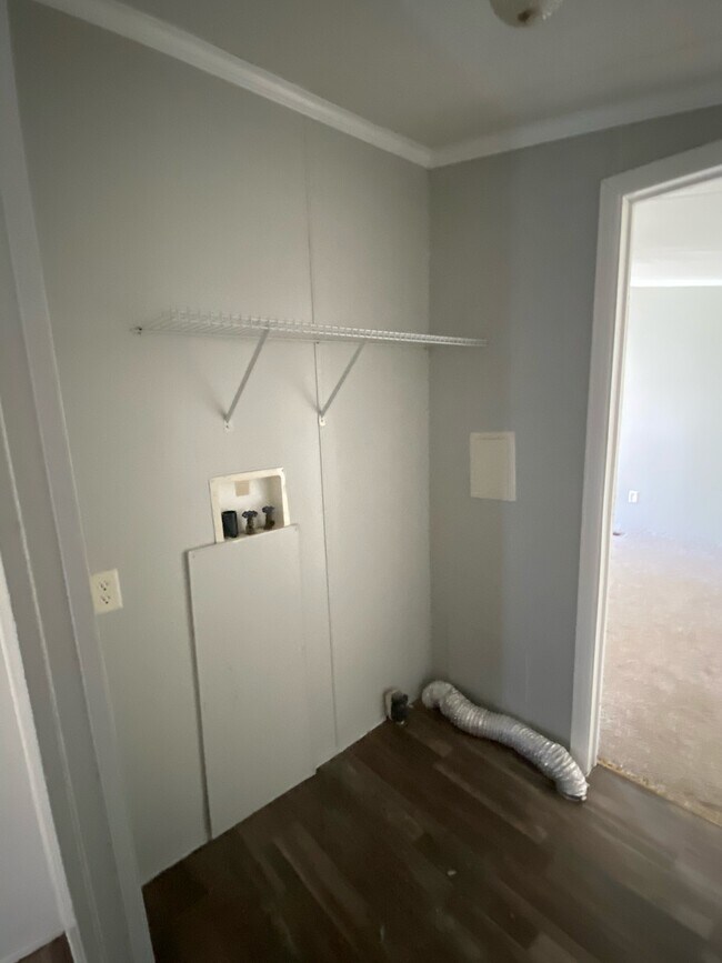 Building Photo - 11050 Rancho Pl