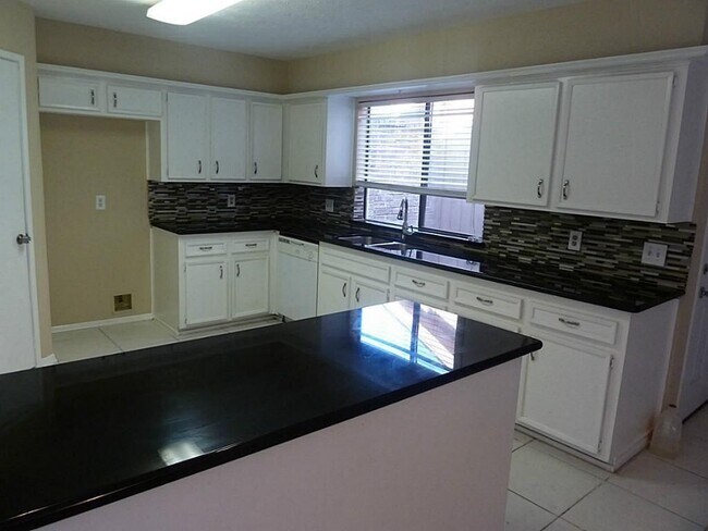 Building Photo - 2910 N Blue Meadow Cir